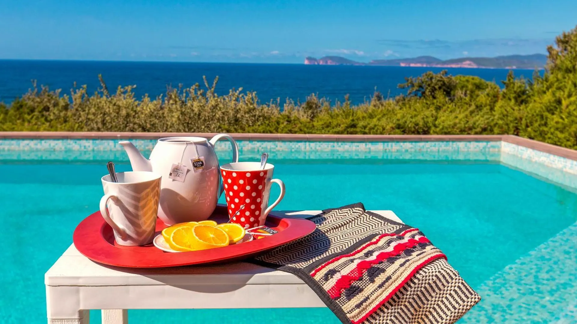 Villa Joie De Vivre Vista Mare Con Piscina A Sfioro Per 6 Persone Alghero