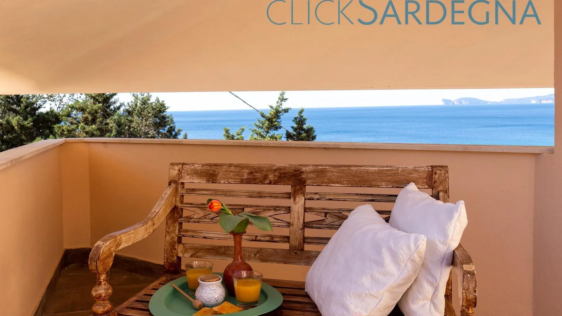 Villa Joie De Vivre Vista Mare Con Piscina A Sfioro Per 6 Persone Alghero Italy