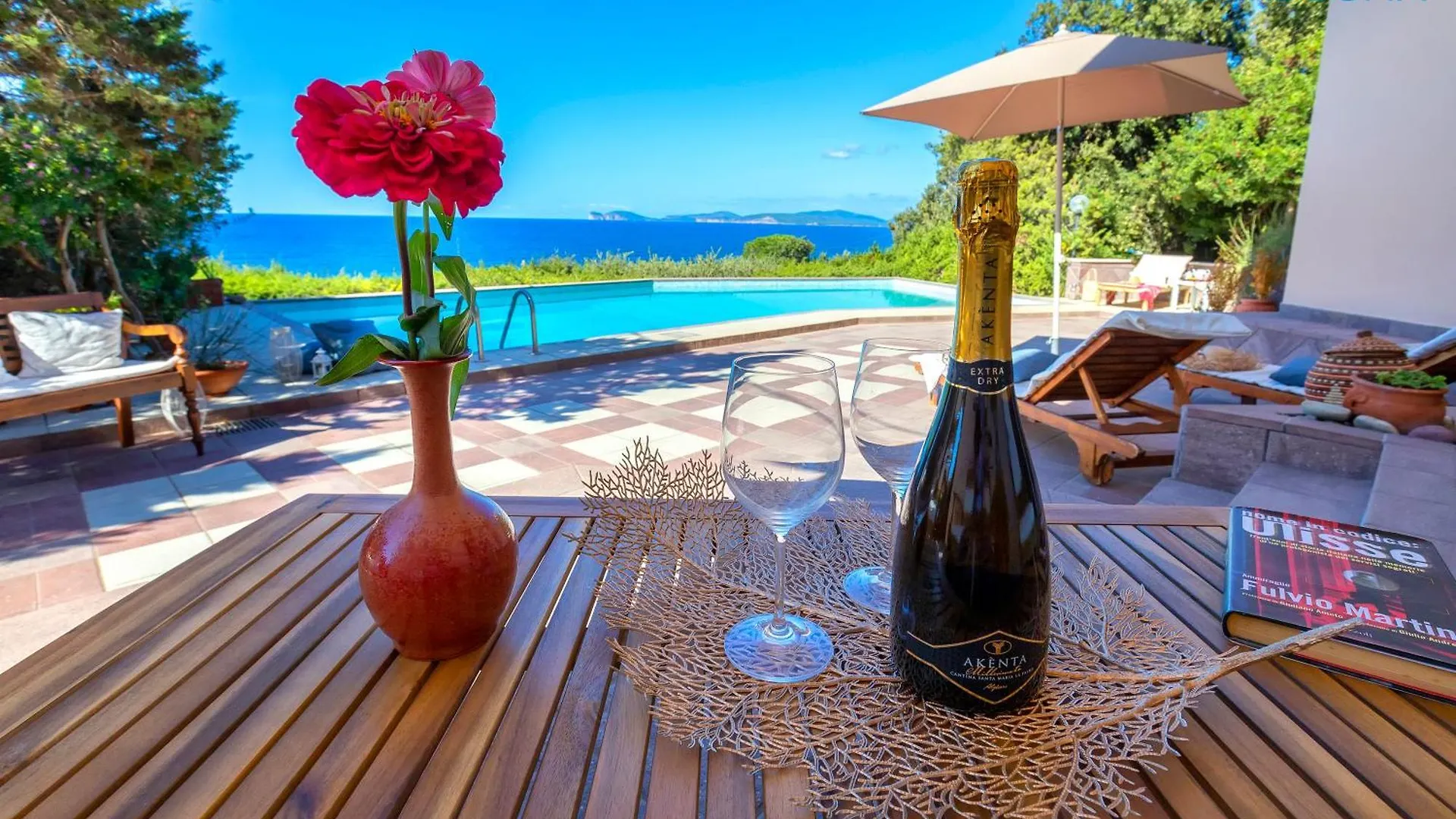 Villa Joie De Vivre Vista Mare Con Piscina A Sfioro Per 6 Persone Alghero
